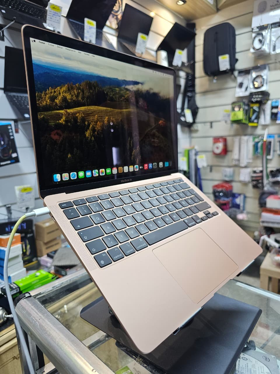 MacBook Air M1